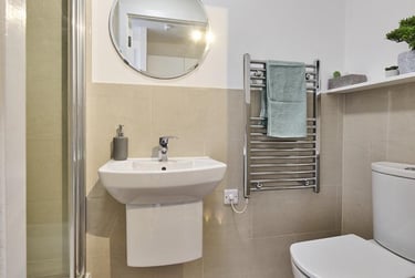 1 bed studio, The Old Railway Shed, 2 Upperton Rd, City Centre, Leicester, LE30BG - Image 3